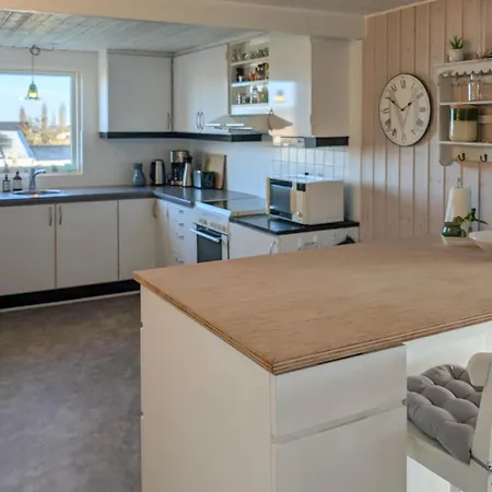 Feriehus Koselig Bolig Med 3 Soverom I *