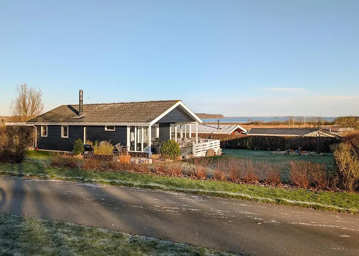 3 Bedroom Cozy In Haderslev Ferienhaus